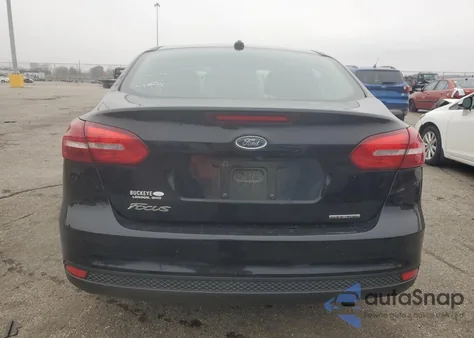 2016 Ford Focus S z USA, uszkodzony, nr VIN 1FADP3E24GL336225